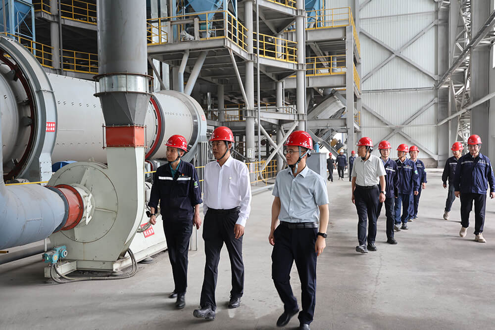 強班子 拓市場 促轉型 保投產——周紅一行到神木恒穩公司調研檢查指導工作